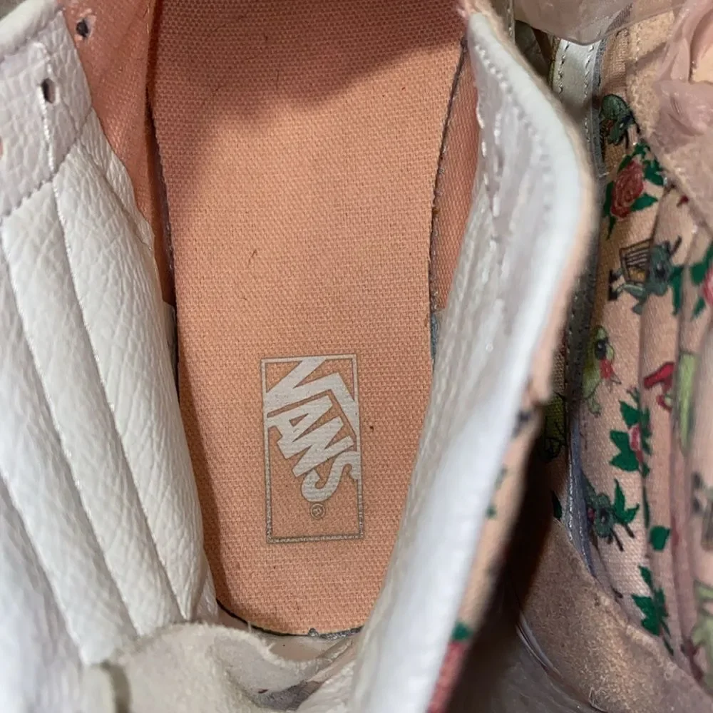 Vans Sk8 Hi top, Zip Sneakers, Pink Frog Princess Pattern Shoes size 3
